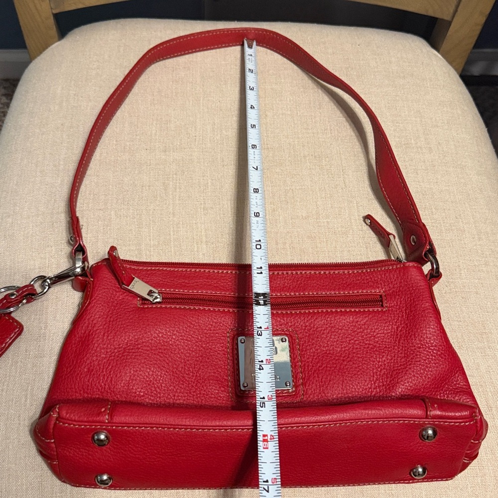 Tignanello Red Pebbled Leather Shoulder Bag - Picture 14 of 15